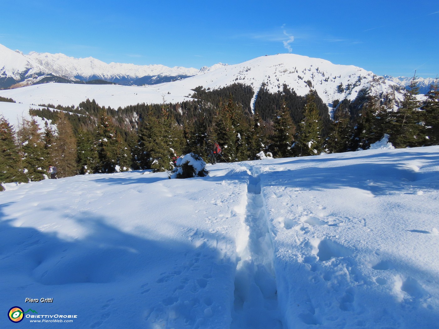 32 Il Monte Pora ci aspetta....JPG